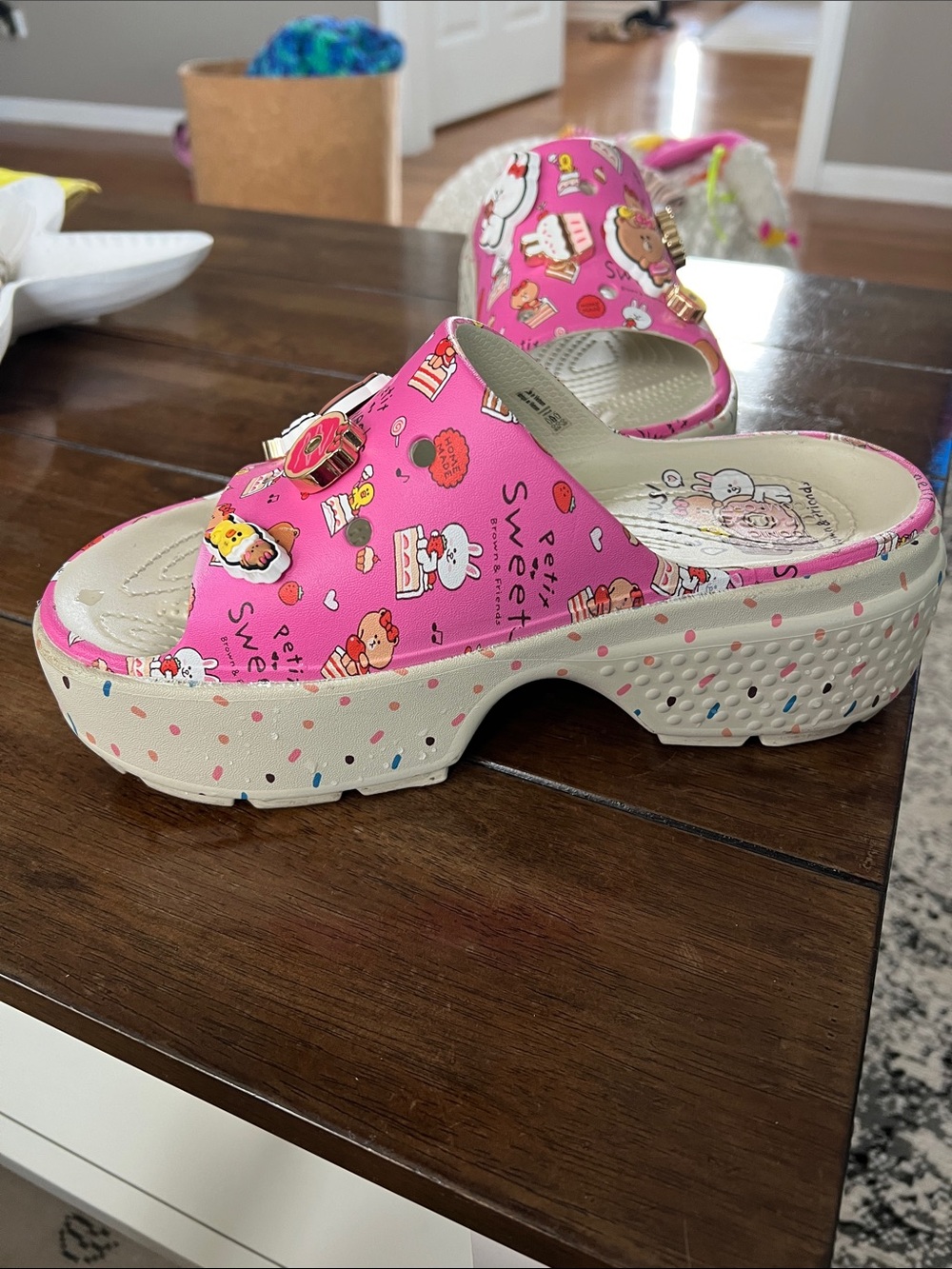 Pink Character plataform Sandals - Picture 6 of 12